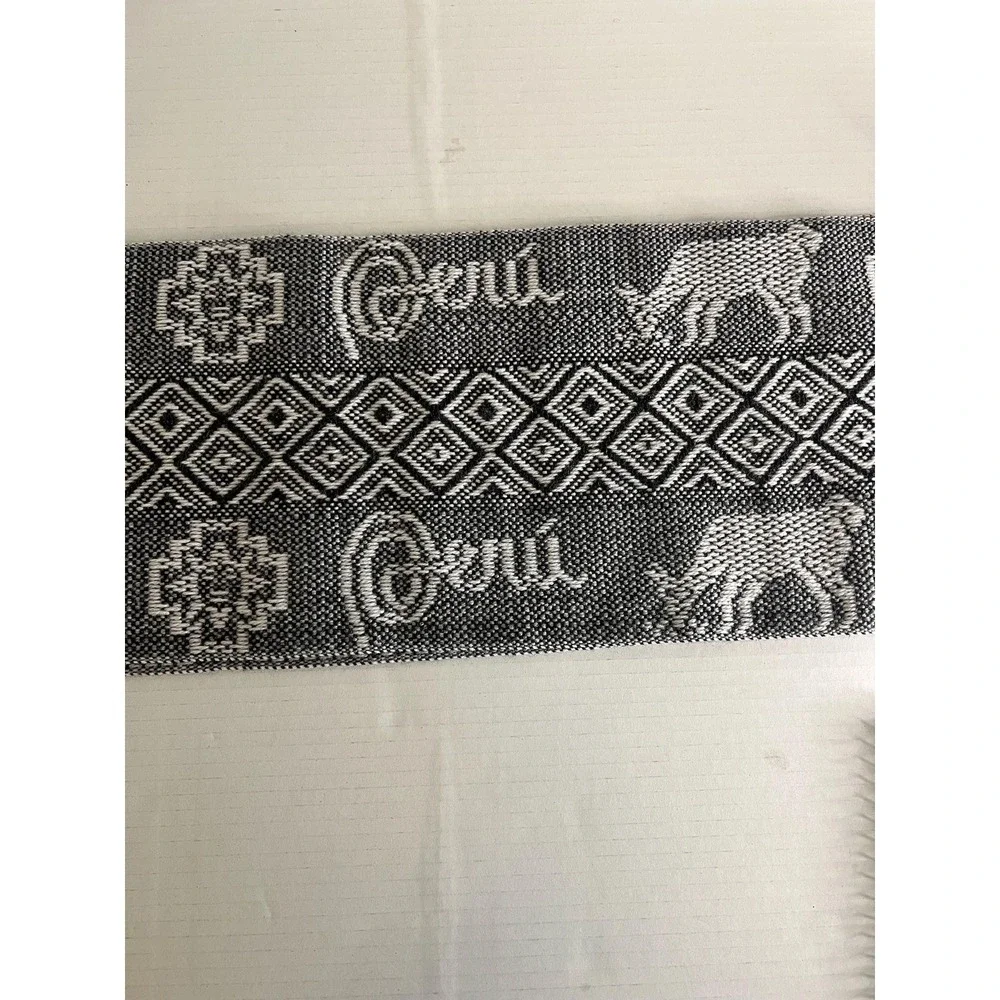 Alpaca Andes Woven Scarf Gray Black Llama Geometric Fringe Winter Wrap‎